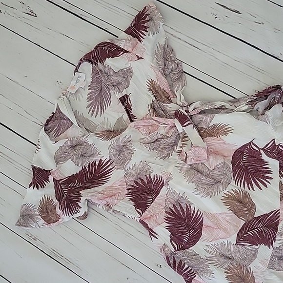 Wrap dress - Picture 2 of 9